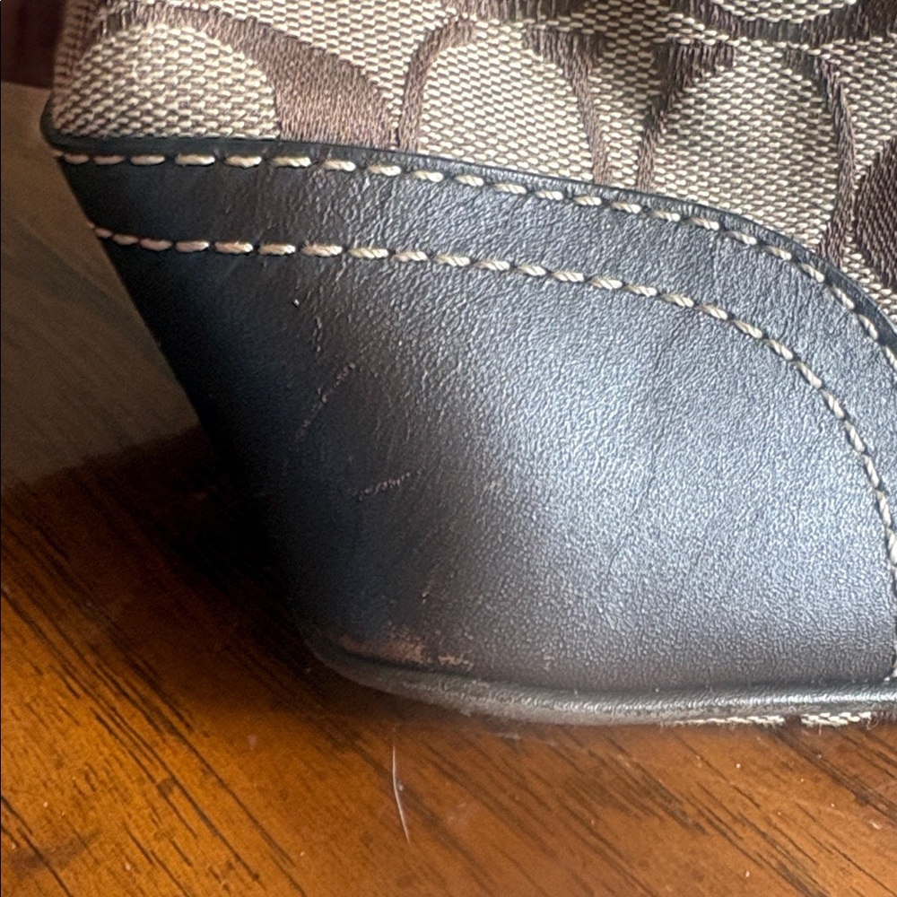 Coach Dark Brown/Beige Signature Canvas and Leather Hampton Tote - Picture 7 of 8